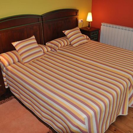 Hotel Apartamentos El Meirel Pola de Somiedo Luaran gambar